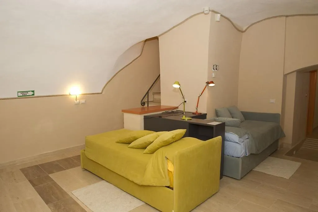 Apartment Monticelli Roma 0*,